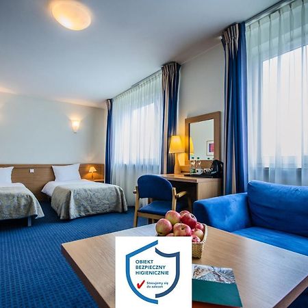 Hotel Wilanow Warszawa By Desilva Bagian luar foto