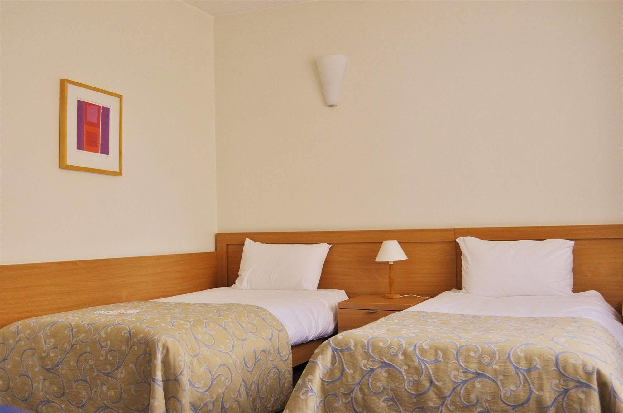 Hotel Wilanow Warszawa By Desilva Bagian luar foto
